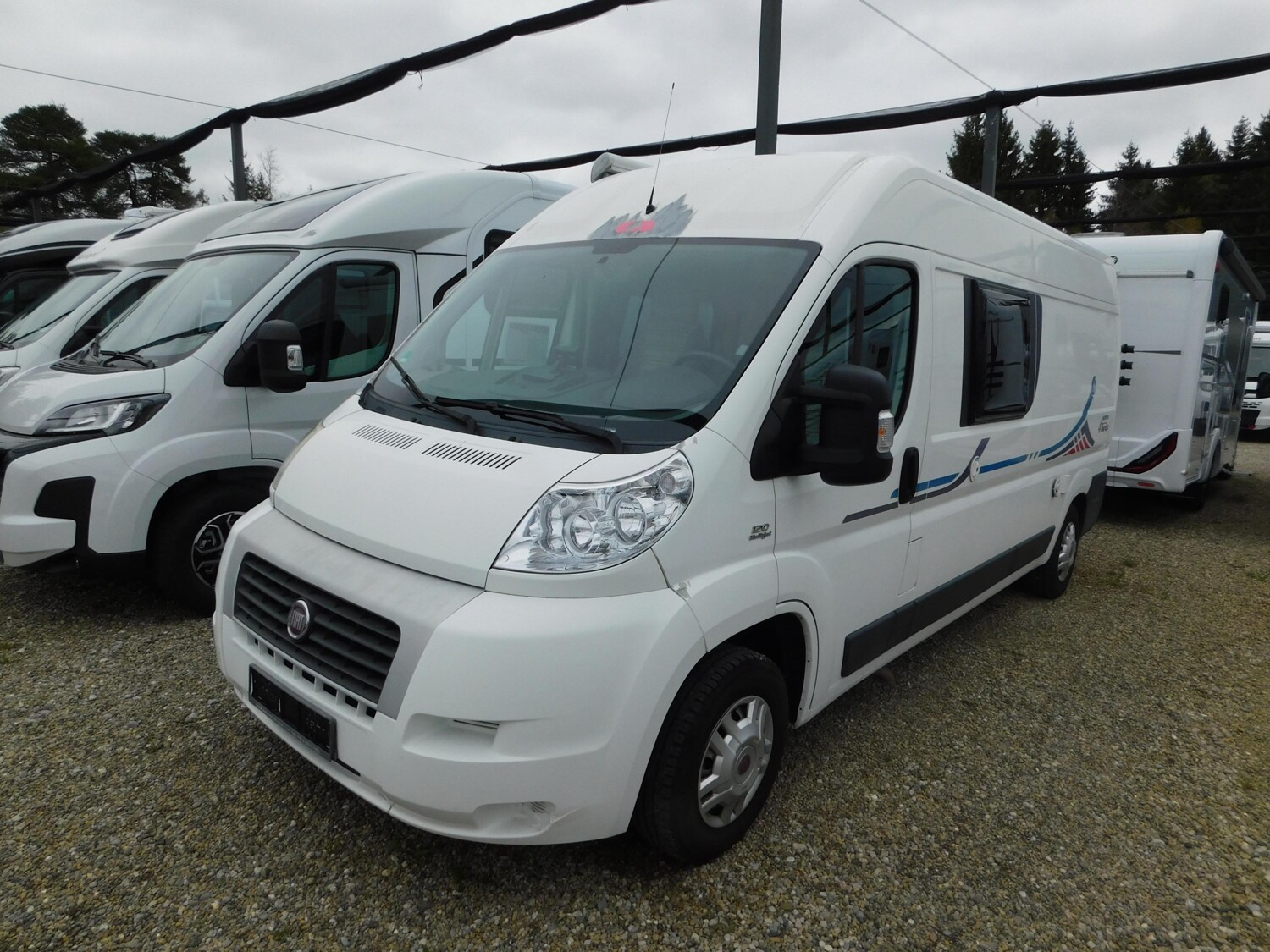 Adria Twin 4 AHK, TV+SAT, Rückfahrkamera, Fahrradträg.