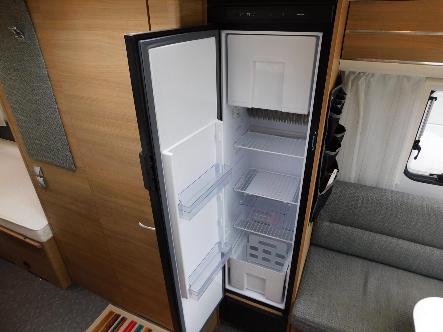 Adria Adora 502 UL Markise, Autarkpaket, Fahrradträger - Adria Caravan 2020 - Bild 10 Adria Adora 502 UL Markise, Autarkpaket, Fahrradträger - Bild 10