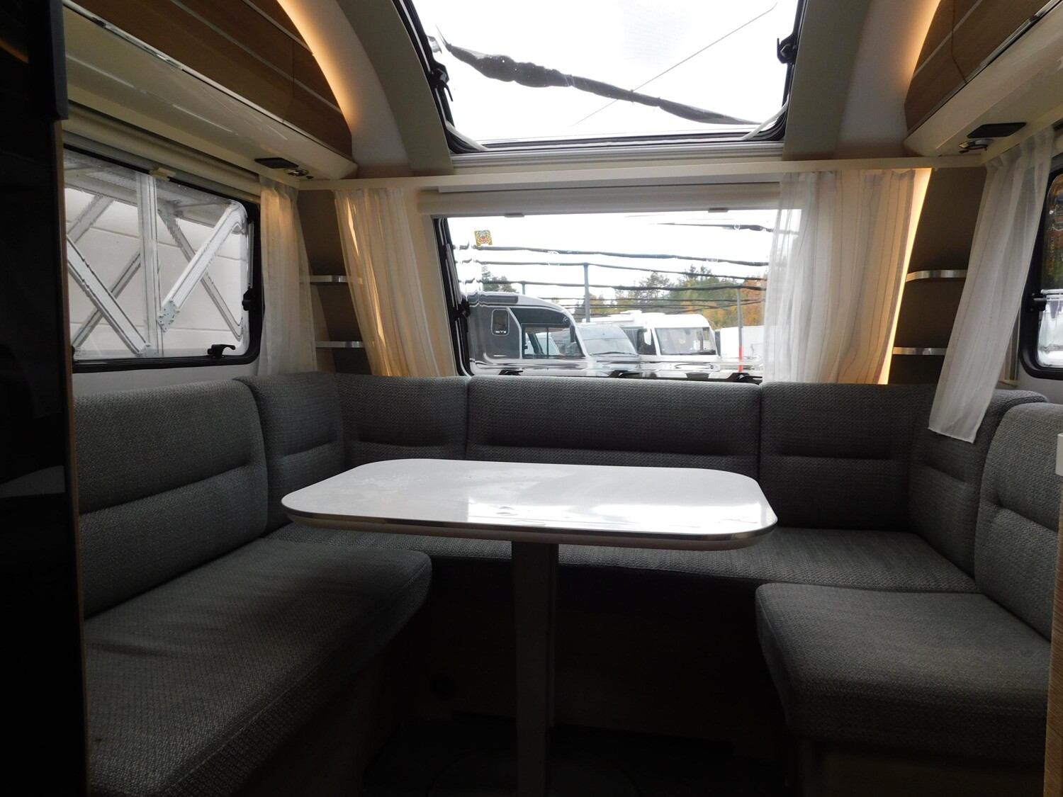 Adria Adora 502 UL Markise, Autarkpaket, Fahrradträger - Adria Caravan 2020 - Bild 16 Adria Adora 502 UL Markise, Autarkpaket, Fahrradträger - Bild 16