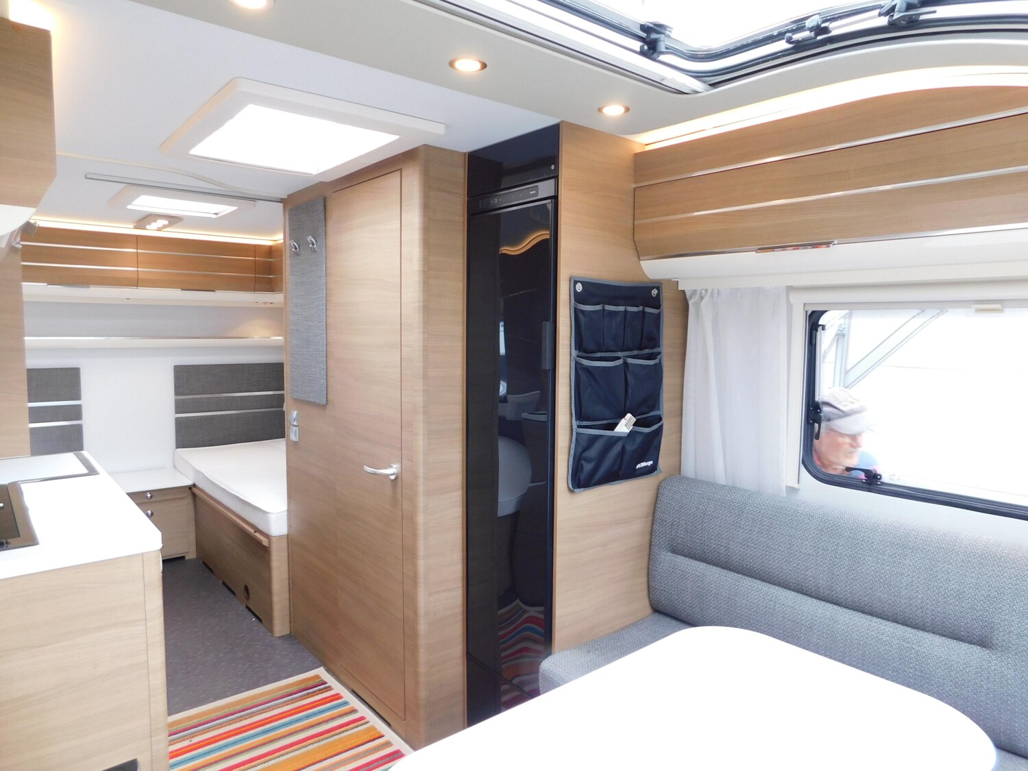 Adria Adora 502 UL Markise, Autarkpaket, Fahrradträger - Adria Caravan 2020 - Bild 6 Adria Adora 502 UL Markise, Autarkpaket, Fahrradträger - Bild 6