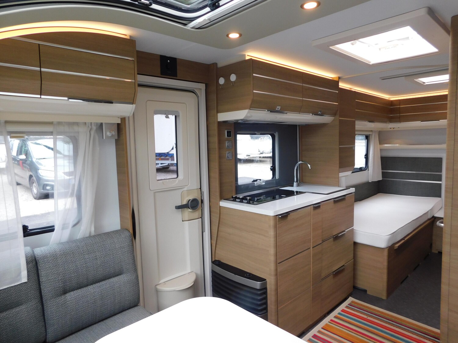 Adria Adora 502 UL Markise, Autarkpaket, Fahrradträger - Adria Caravan 2020 - Bild 7 Adria Adora 502 UL Markise, Autarkpaket, Fahrradträger - Bild 7