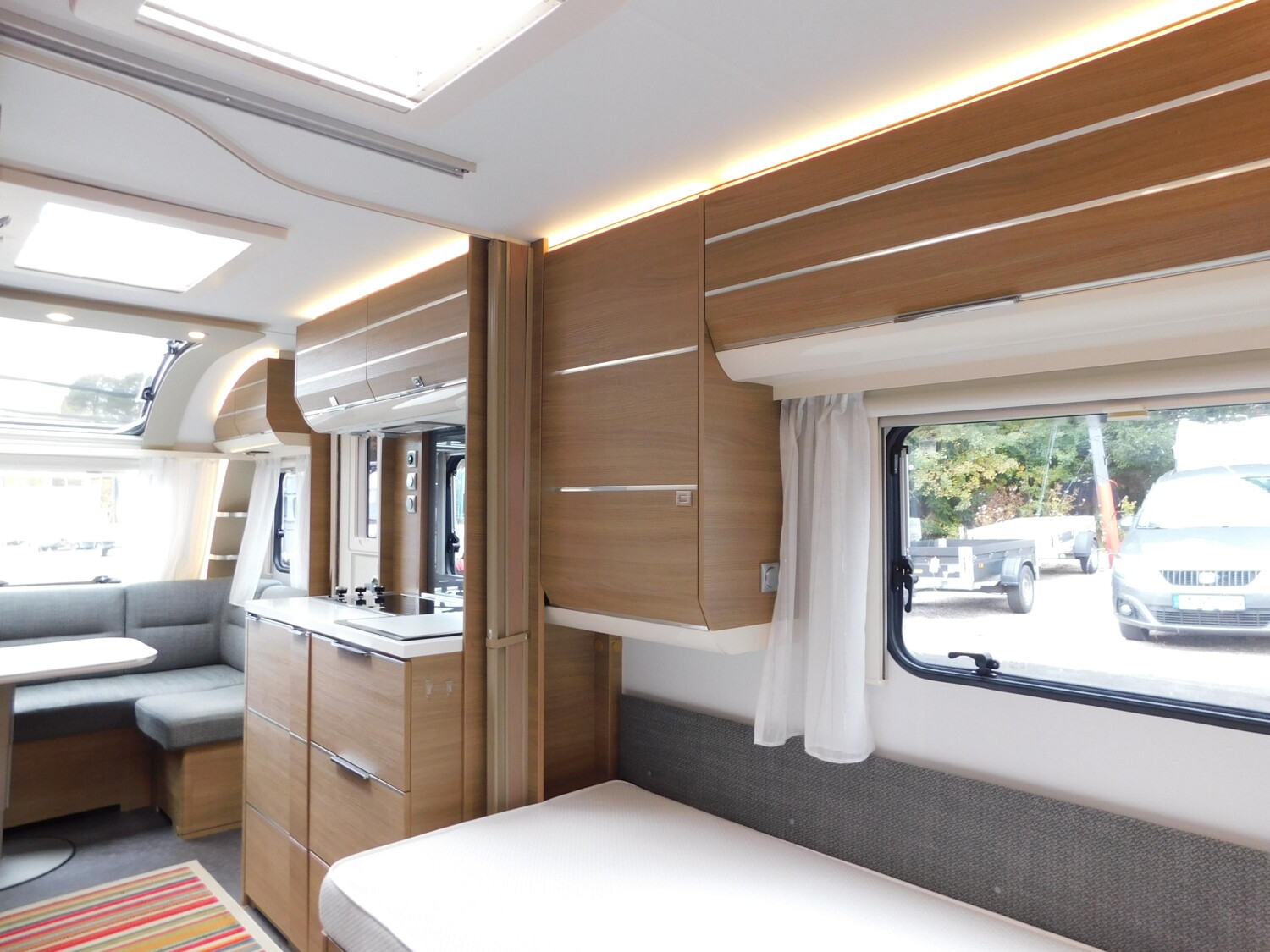 Adria Adora 502 UL Markise, Autarkpaket, Fahrradträger - Adria Caravan 2020 - Bild 9 Adria Adora 502 UL Markise, Autarkpaket, Fahrradträger - Bild 9