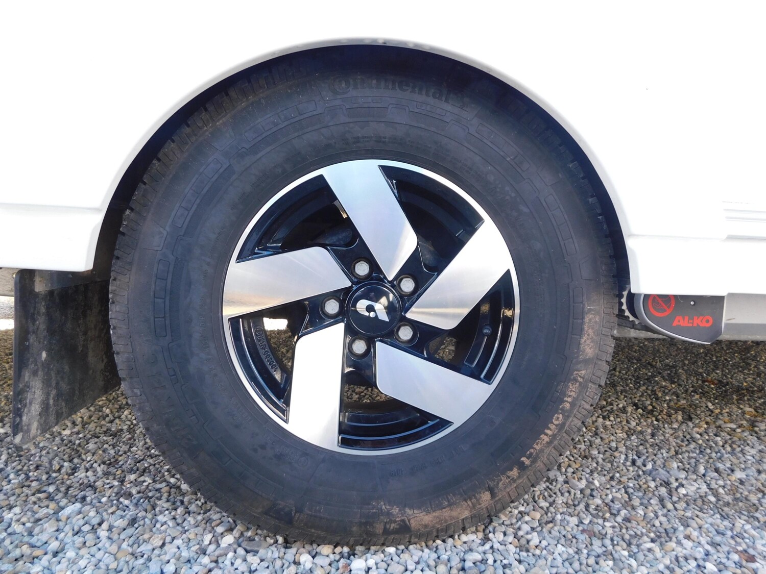 Adria Adora 613 UT Alde+Mover+Citywasser+100AhLithium+ - Bild 15