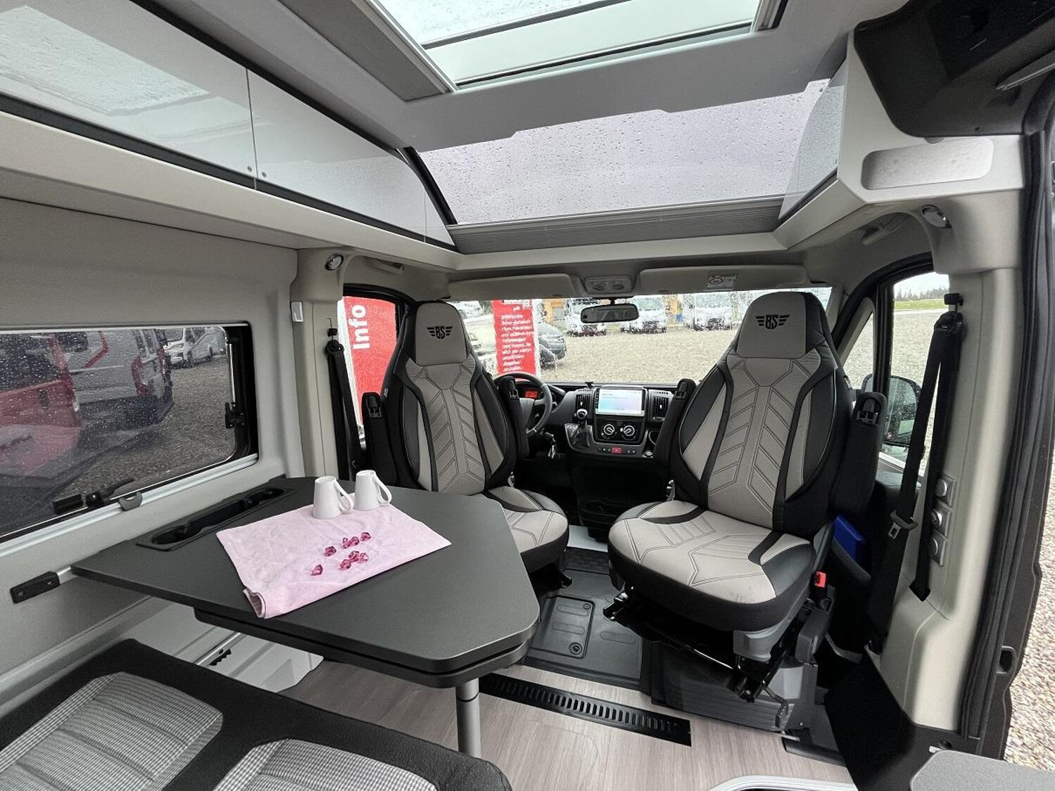 Adria Twin Supreme 640 SLB Maxi, Automatik,18 Zoll Alu - Bild 16