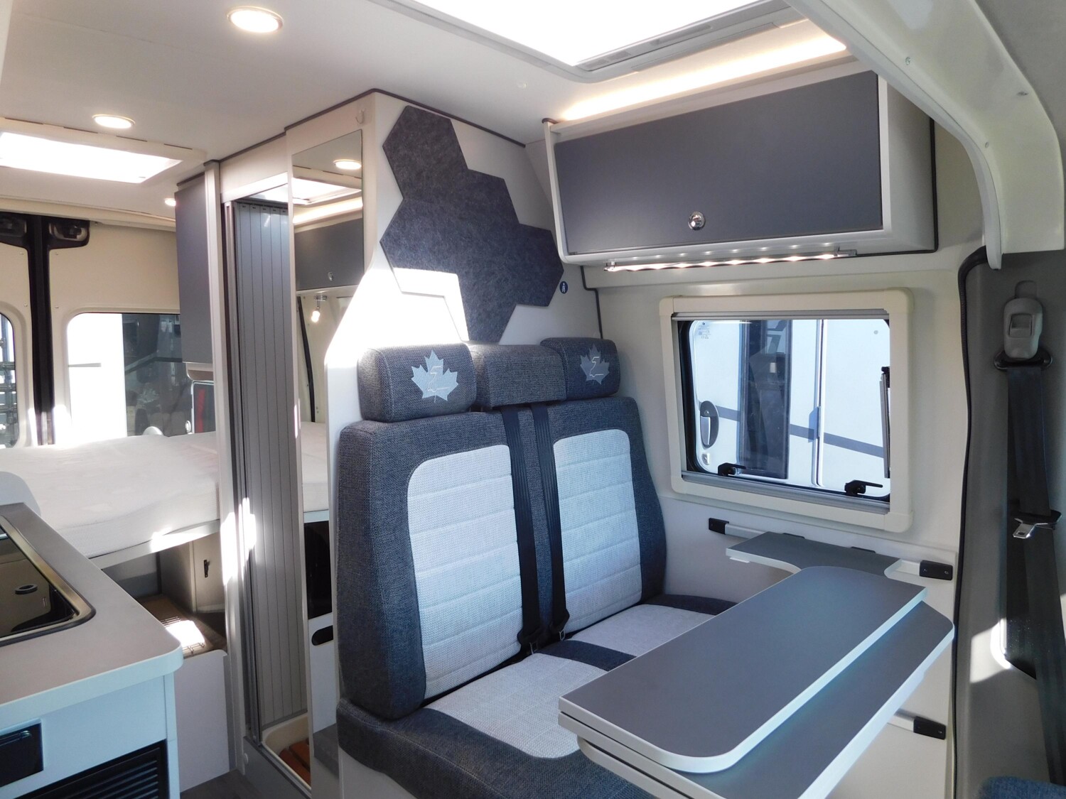 Ahorn Van 550 Lithiumbatterie+Automatik+Dieselheizung - Bild 7