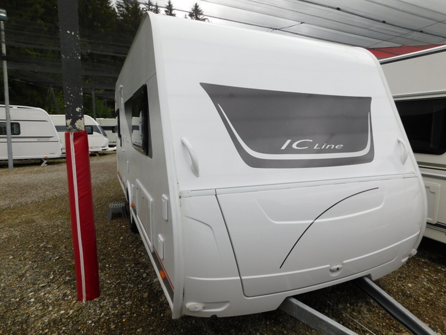 Bürstner Premio 460 TS IC-Line, Klima, Kombidose, Auflast