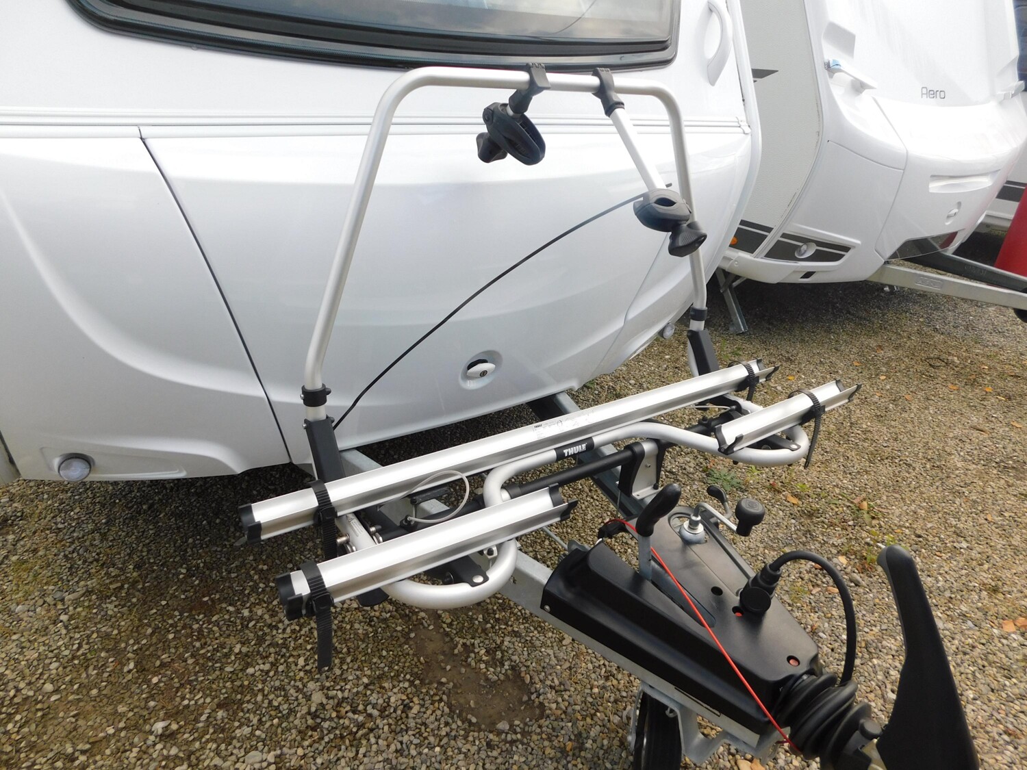 Bürstner Premio Life 480 TL Kilama+Monocontrol+Fahrradtr. - Bild 14