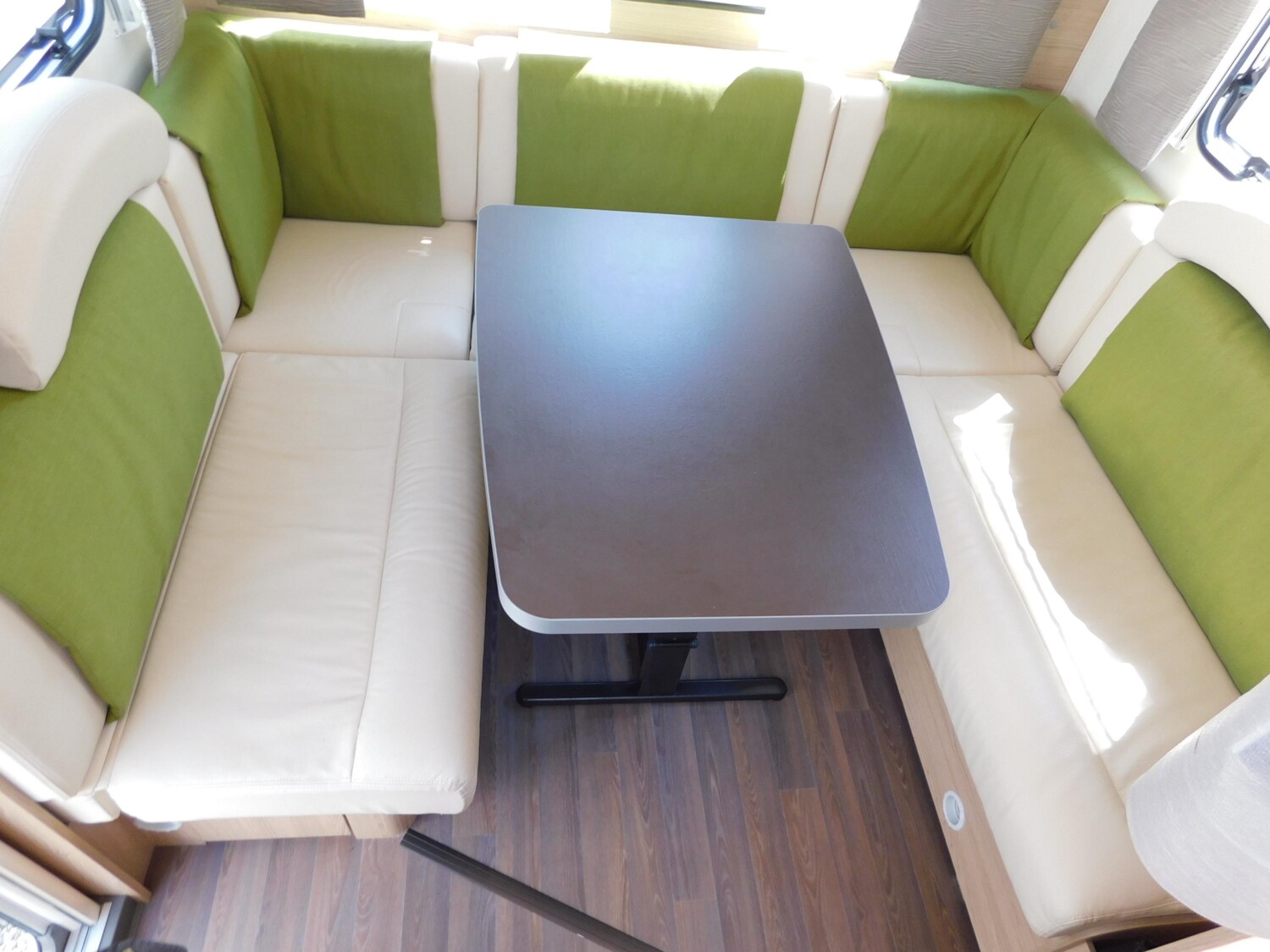 Bürstner Averso Plus 510 TK Mover, Sackmarkise, Autark - Bild 10