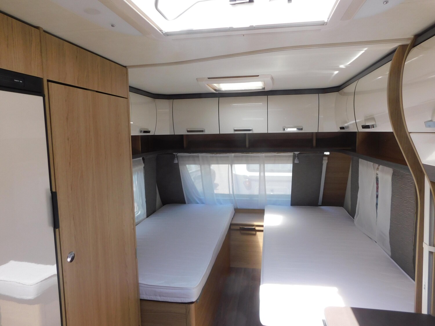 Bürstner Averso Plus 520 TL Mover, Sackmarkise - Bild 13