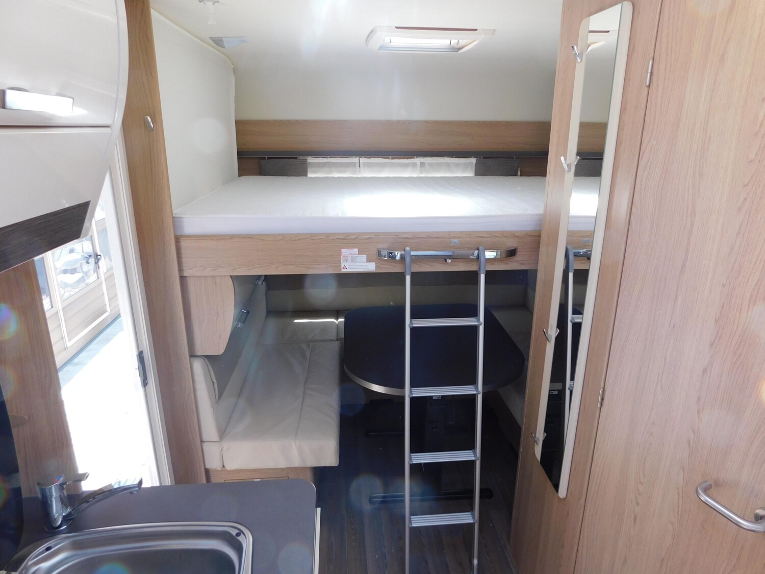Bürstner Averso Plus 520 TL Mover, Sackmarkise - Bild 7