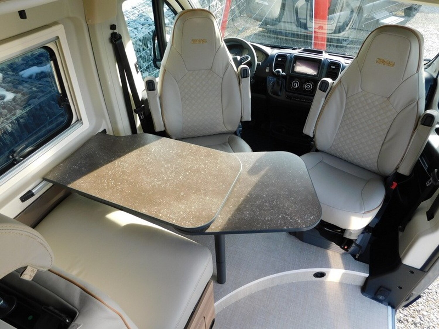 Bürstner B66 C 600 66-Jahre-Jubiläumsmodell ! - Bild 7