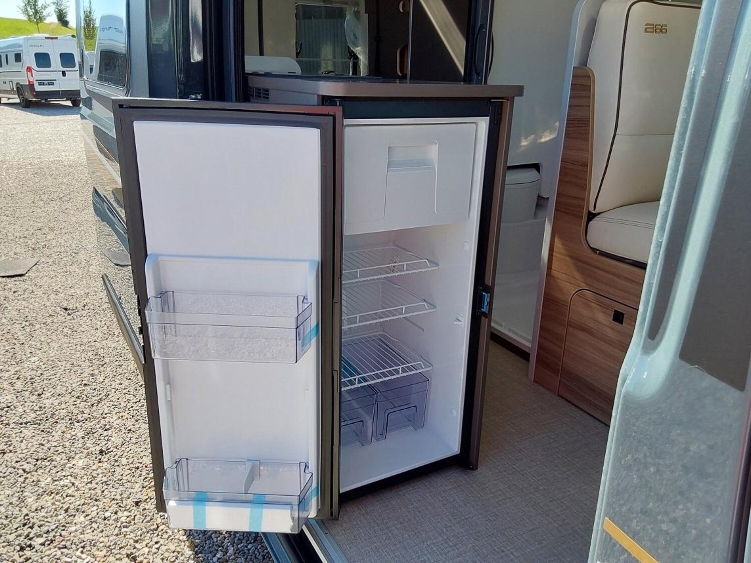 Bürstner B66 C 600 Lederausstattung, Automatikgetriebe - Bild 9