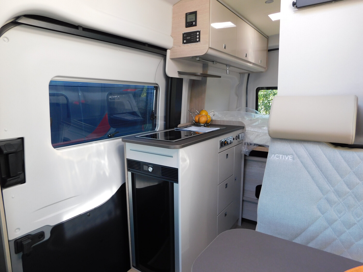Bürstner Lineo C 550 Markise, Combi6D/E, AWT iso+beheizt - Bild 8