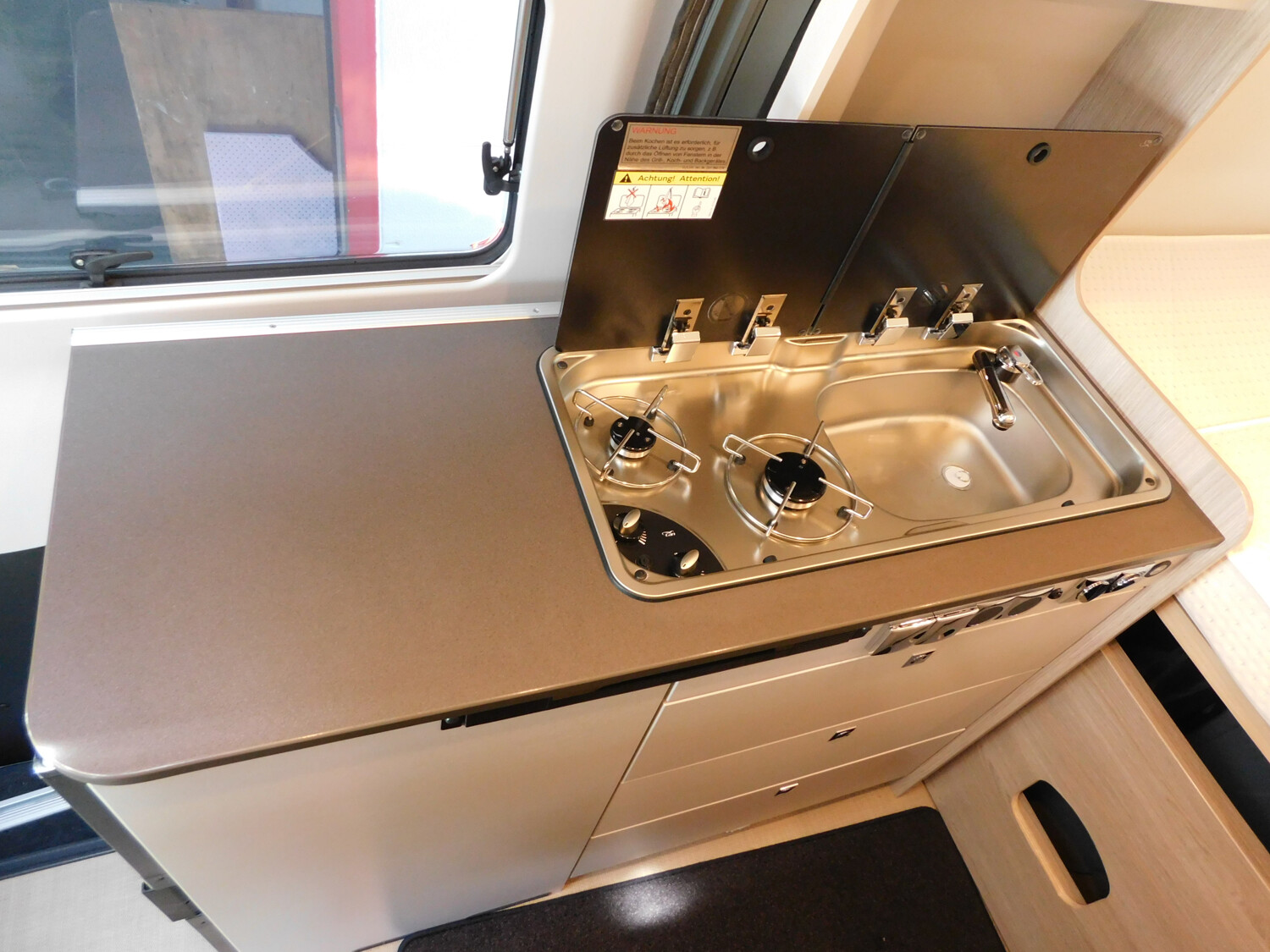 Bürstner Lineo C 590 Verfügbar ab November 2025 - Bild 14