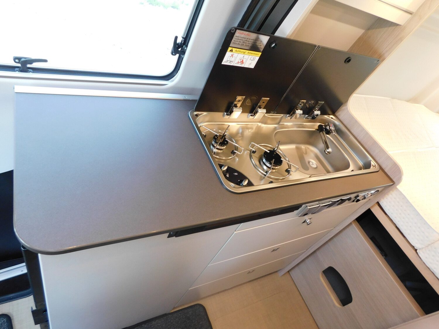 Bürstner Lineo C 590 Verfügbar ab November 2025 - Bild 14