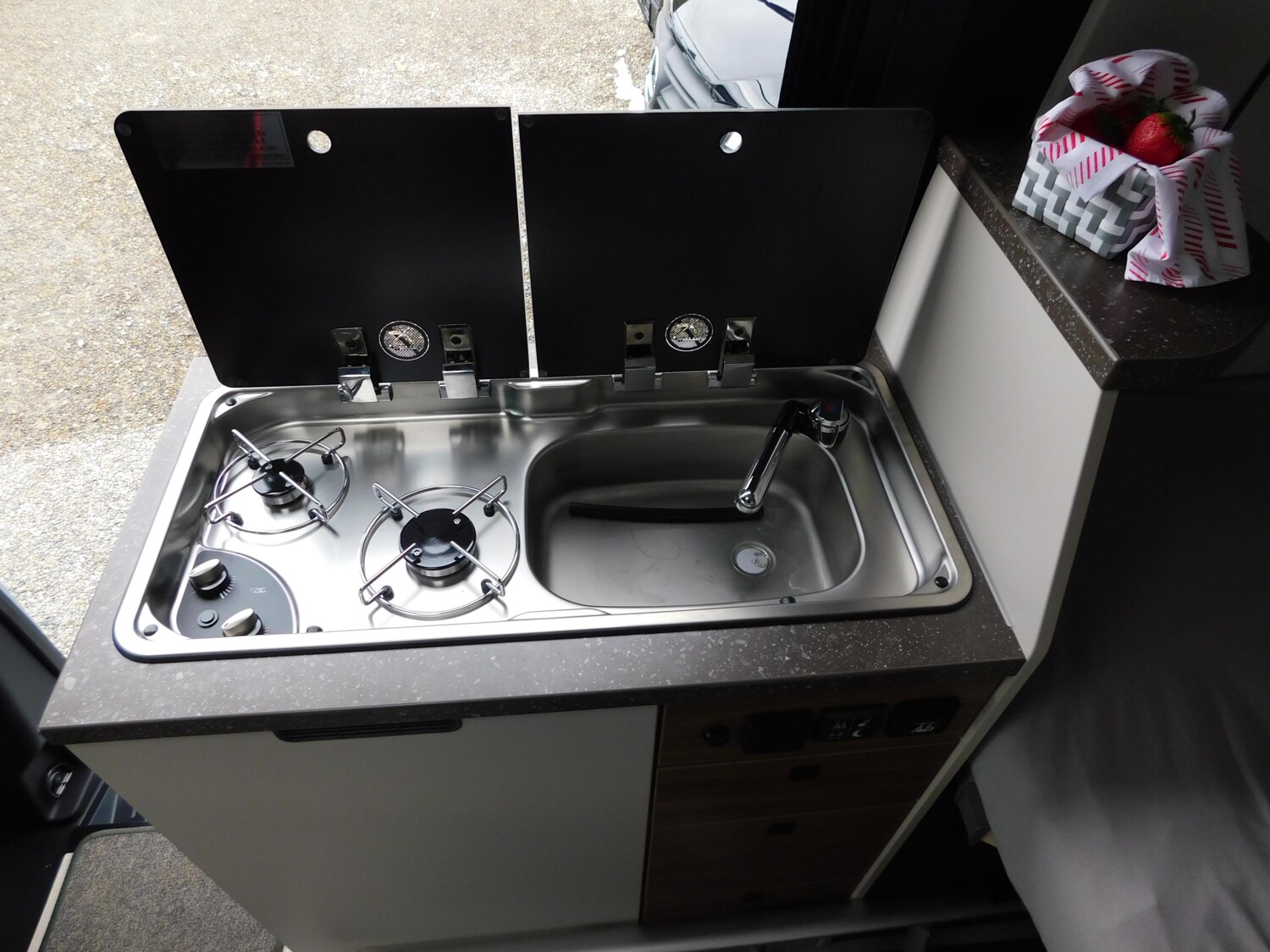 Bürstner Habiton HM 6.0 Automatik+Aufstelldach+Markise - Bild 12