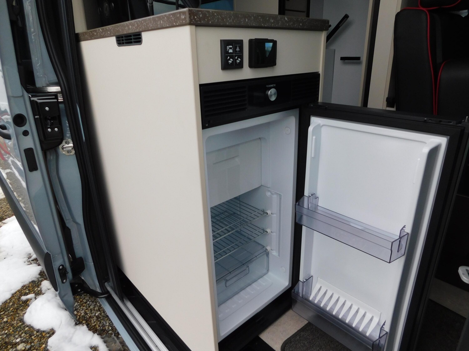Bürstner Habiton HM 6.0 Automatik+Aufstelldach+Markise - Bild 14