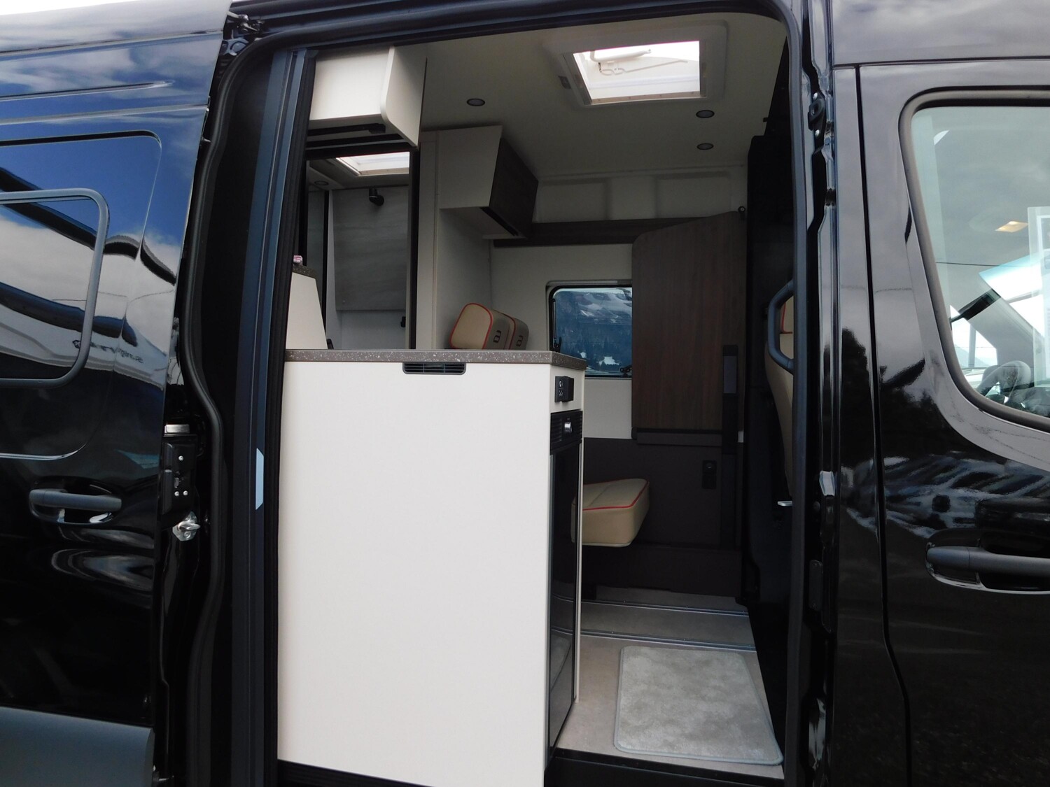Bürstner Habiton X HMX 6.0 Brandneu, mit Slide-Bath - Bild 6