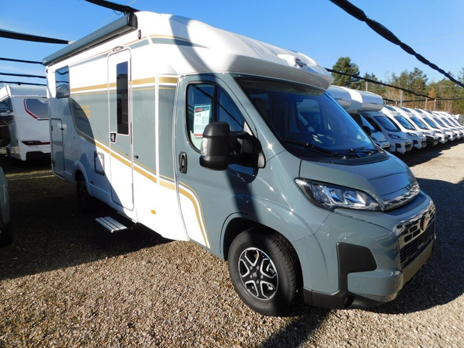 Bürstner B66 TD Lyseo 690 66-Jahre-Jubiläumsmodell ! - Bild 2