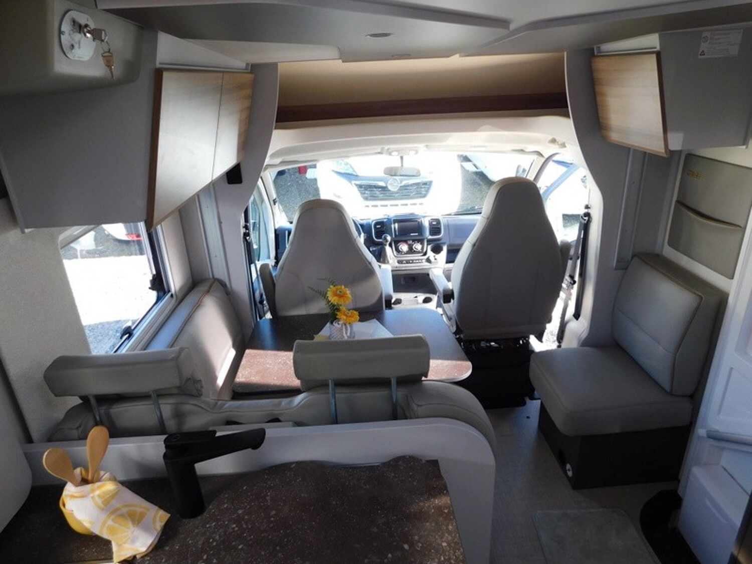 Bürstner B66 TD Lyseo 690 66-Jahre-Jubiläumsmodell ! - Bild 11