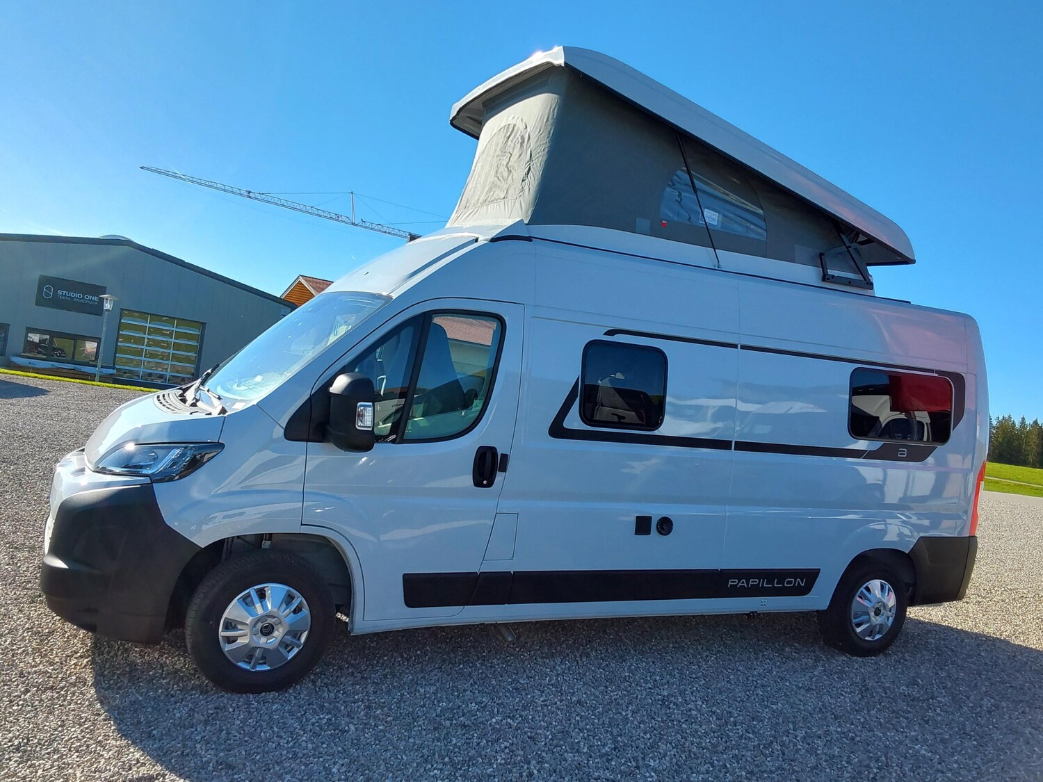 Bürstner Papillon PC 6.0 Schlafdach, Dieselh., Gasfrei ! - Bild 2