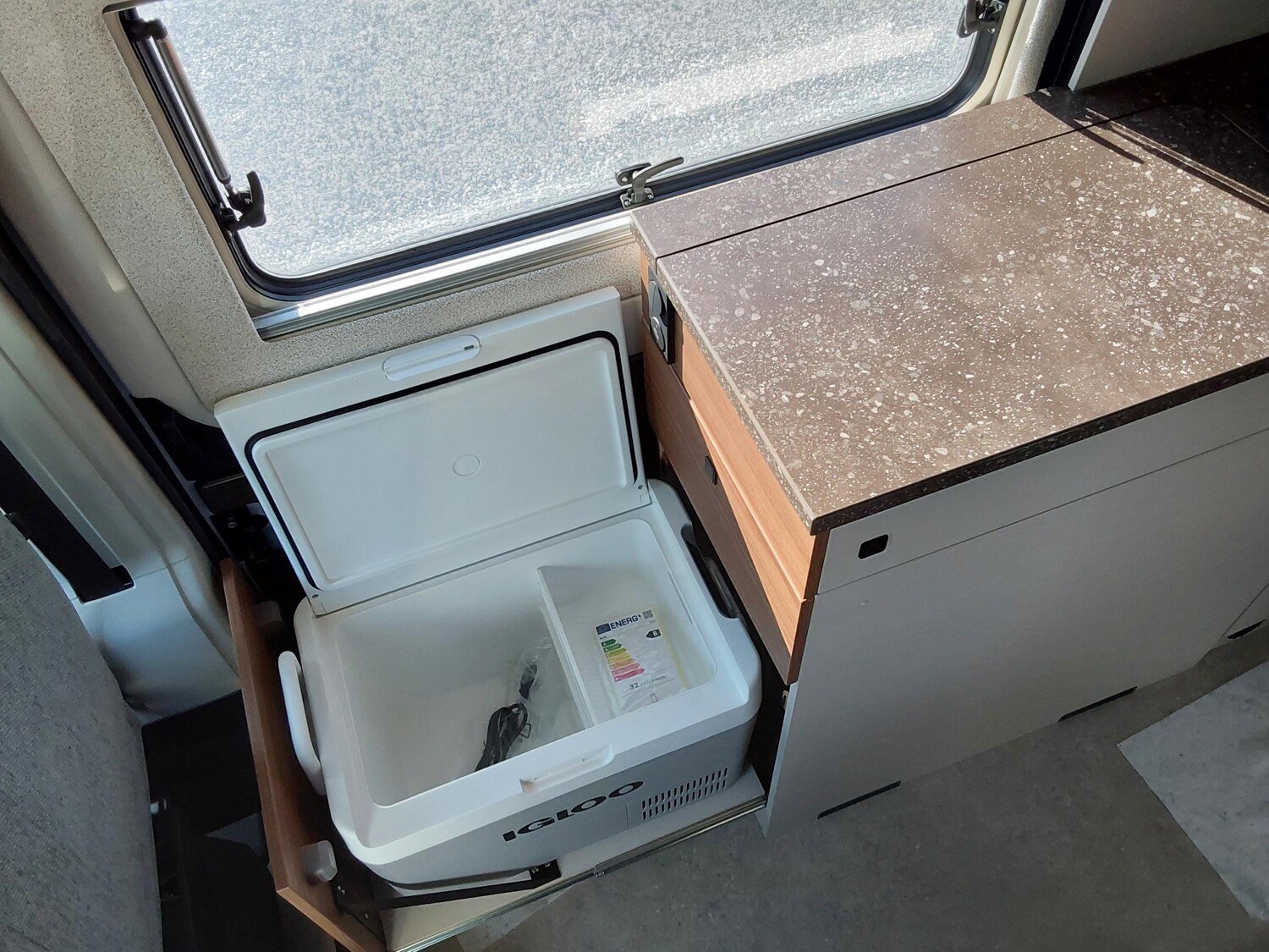 Bürstner Papillon PC 6.0 Schlafdach, Dieselh., Gasfrei ! - Bild 8