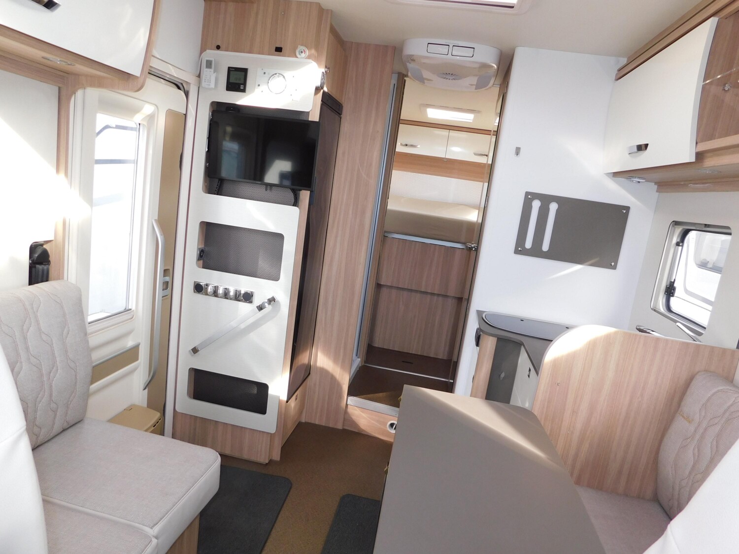 Bürstner Lyseo Time T Limited T 736 Solar,AHK,Klimaanlage - Bild 8