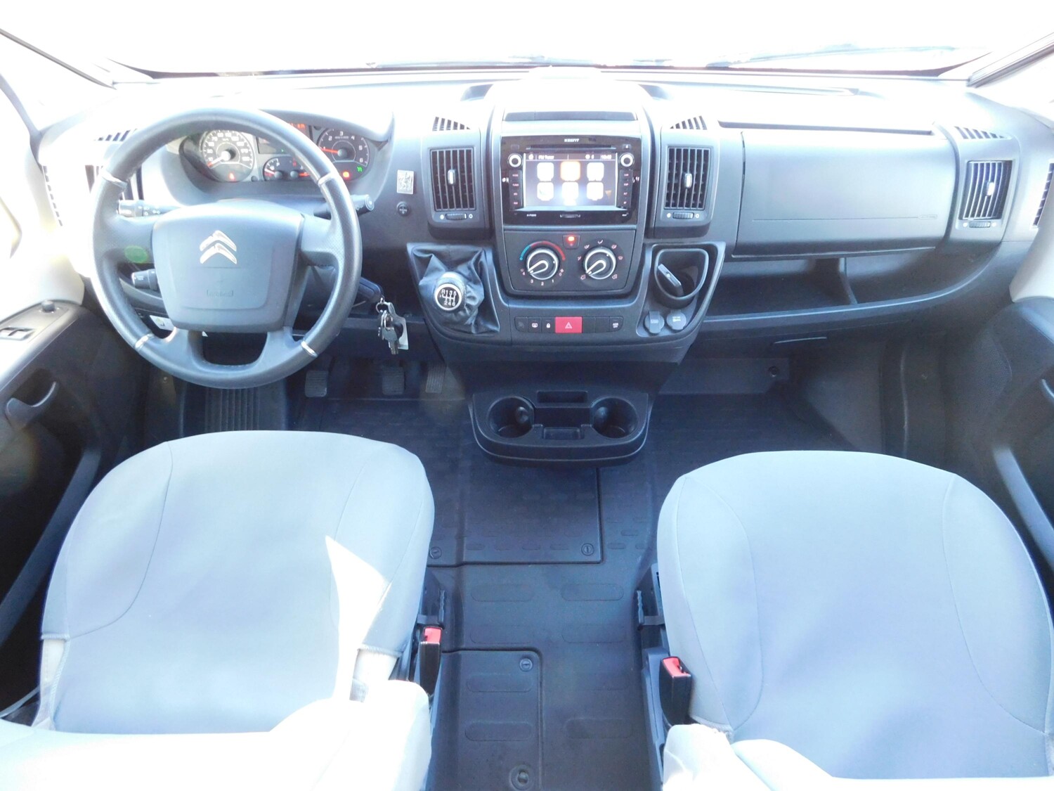 Carado Europa V 337 Hubstützen+Solar+Lithium+SAT+TV - Bild 6