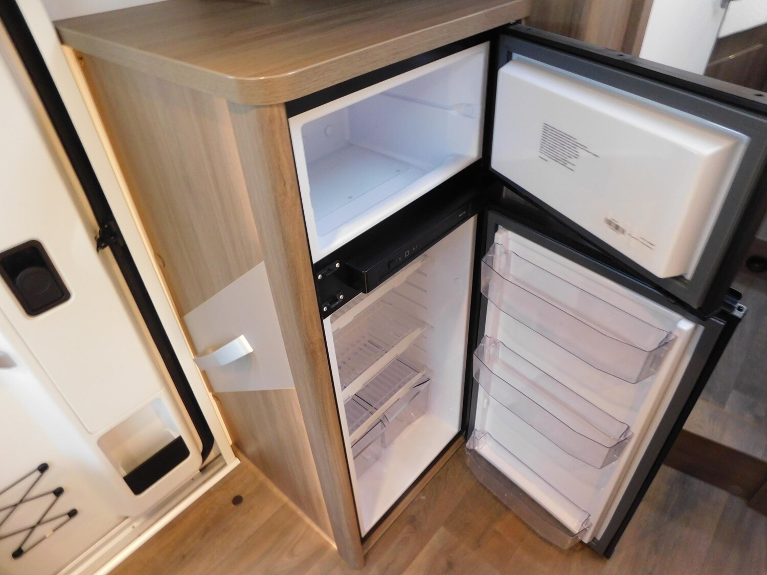 Carado Edition24 T Ford 447 TV+SAT, Hubbett, RFK - Bild 15