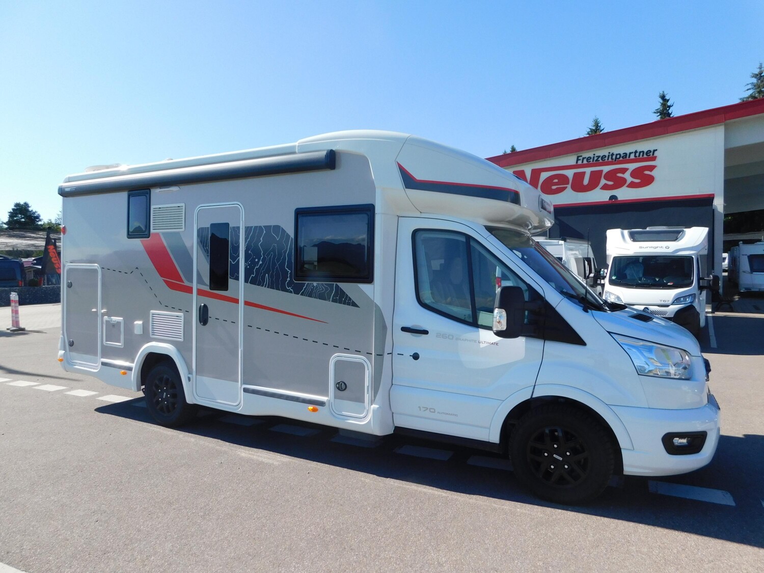 Challenger Teilintegriert Ultimate Edition 260
