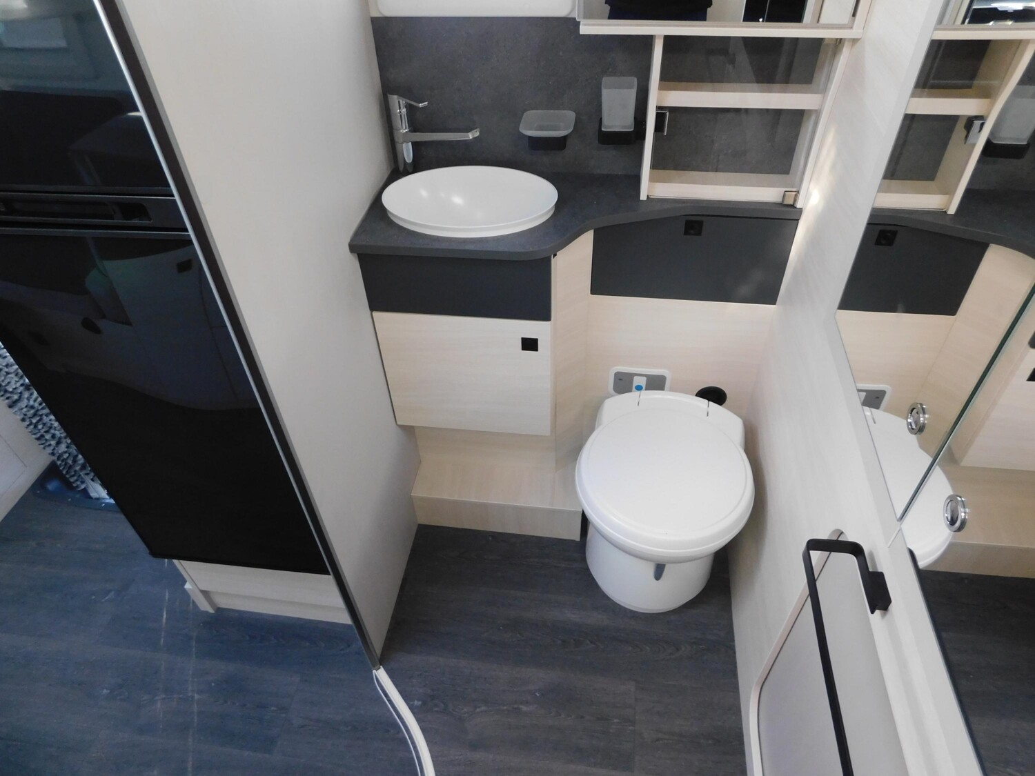 Challenger Teilintegriert Ultimate Edition 260 - Bild 14