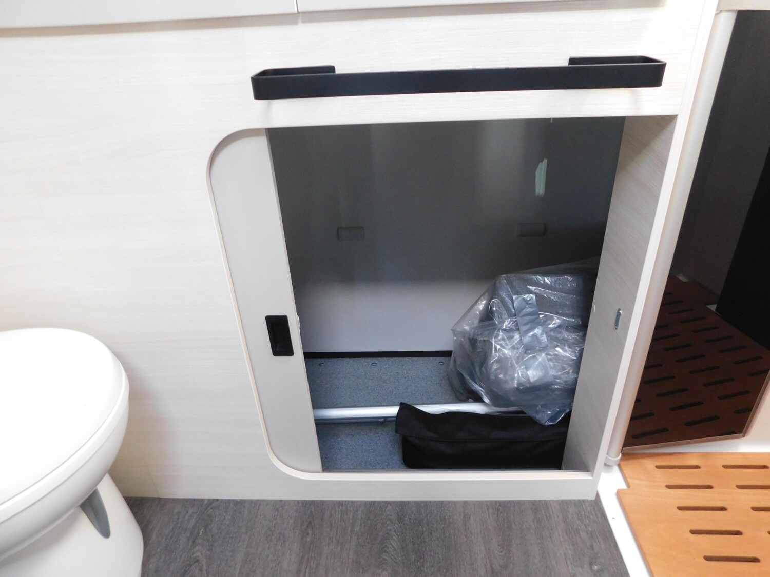 Challenger Teilintegriert Ultimate Edition 260 - Bild 16
