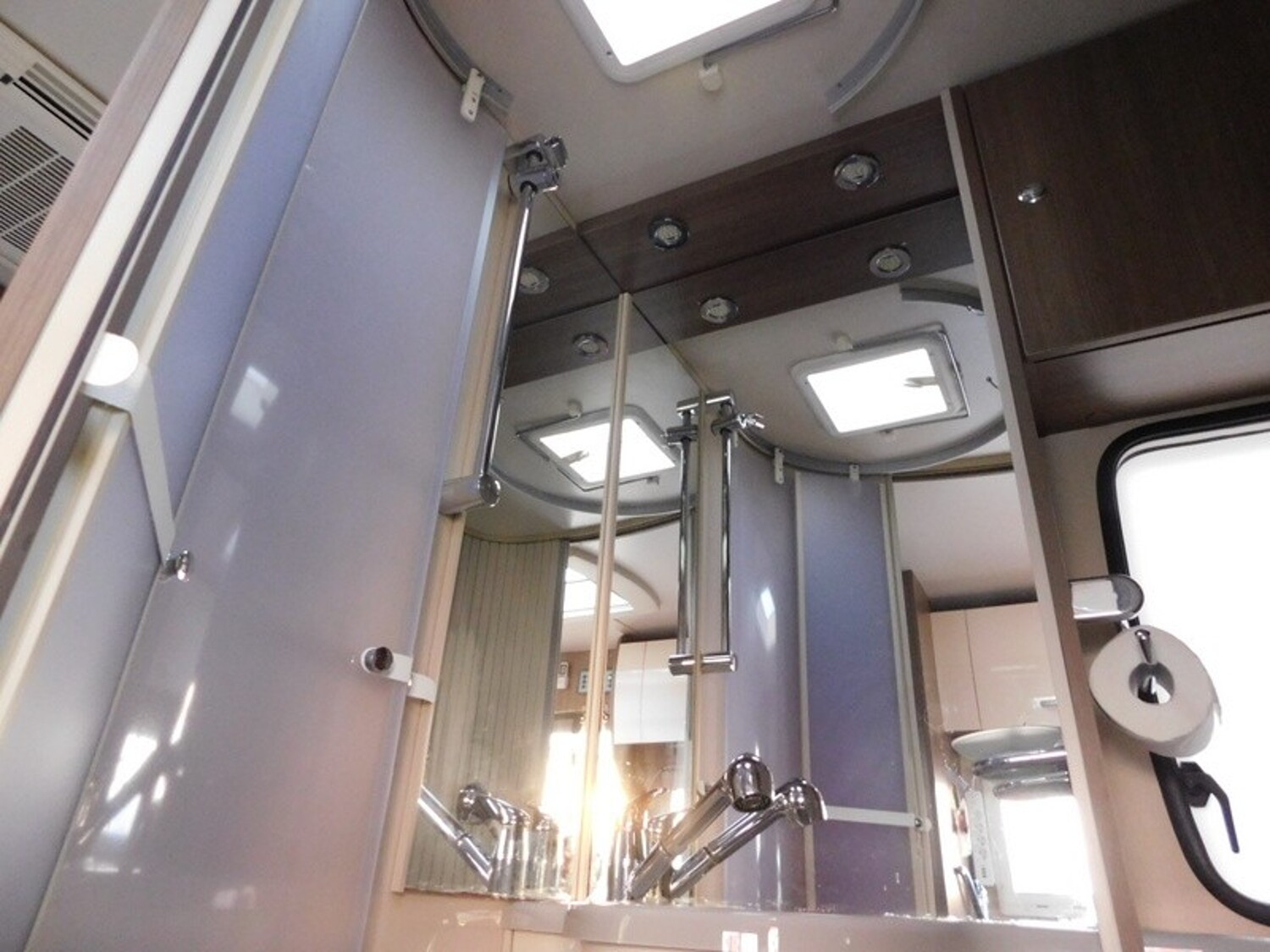 Challenger Sonstige Birthday 34 Markise, Dachklima, Fahrradträger - Bild 11