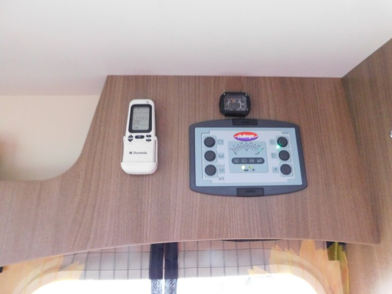 Challenger Sonstige Birthday 34 Markise, Dachklima, Fahrradträger - Bild 17