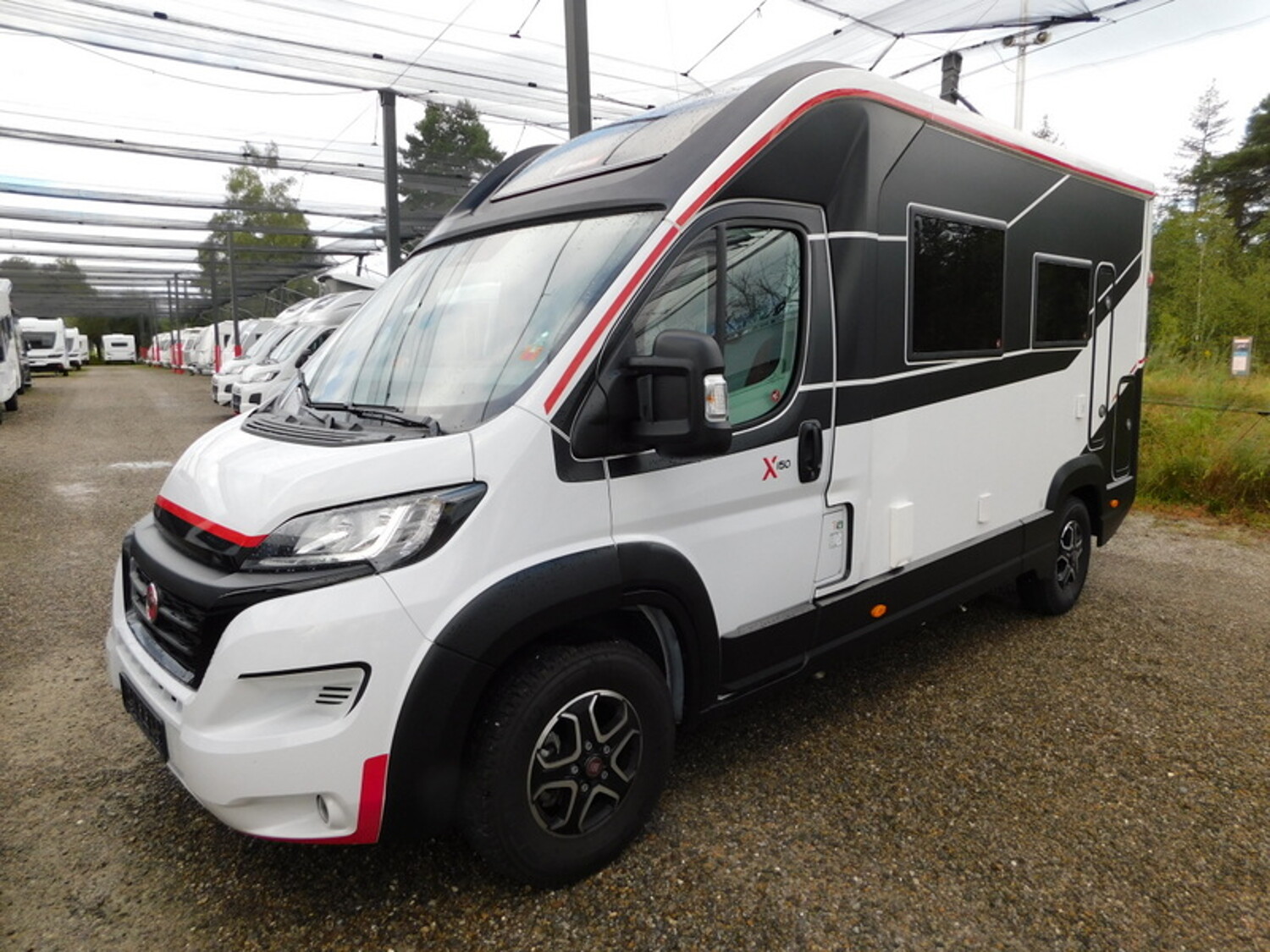 Challenger X Open Edition X 150 180 PS Automatik mit sehr viel Ausstattung - Challenger Reisemobil 2024 - Bild 2 Challenger X Open Edition X 150 180 PS Automatik mit sehr viel Ausstattung - Bild 2