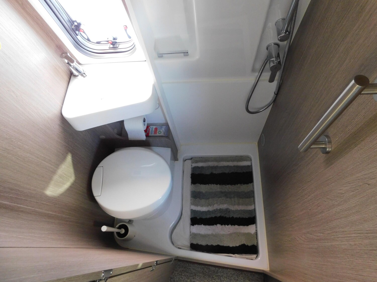 Chausson Van 594 Markise, Navi+RFK uvm. - Bild 13