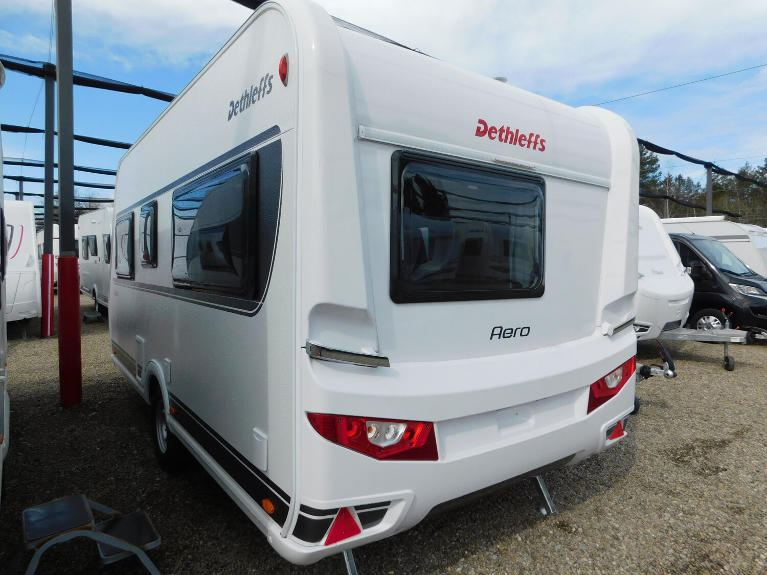 Dethleffs Aero 410 QS Auflastung, Touring Paket - Bild 3