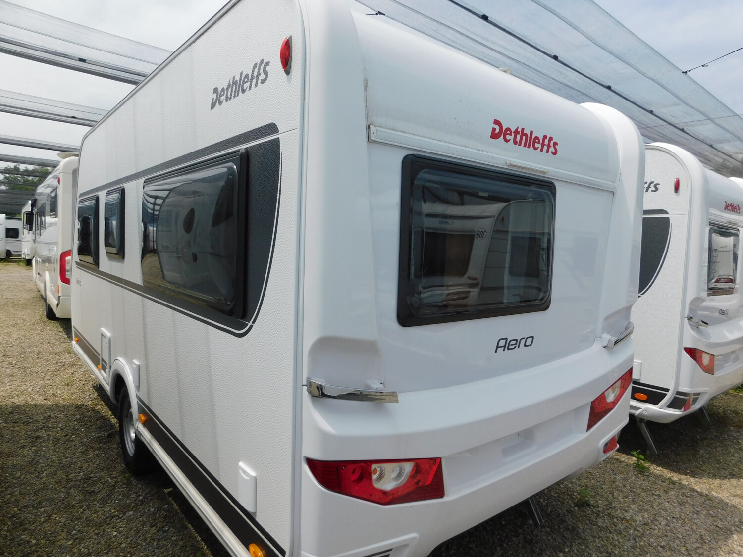 Dethleffs Aero 410 QS Auflastung, Dusch und Touring Paket - Bild 5
