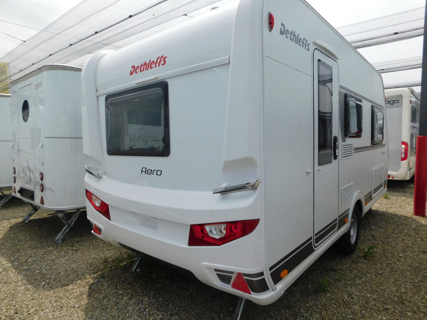 Dethleffs Aero 410 QS Auflastung, Dusch und Touring Paket - Bild 6