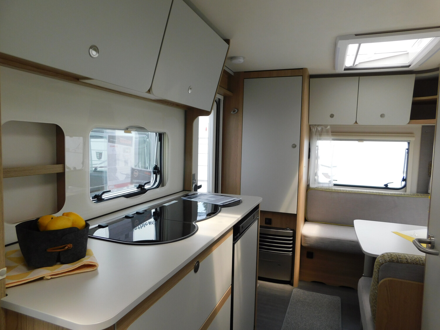 Dethleffs Aero 410 QS Auflastung, Dusch und Touring Paket - Bild 9