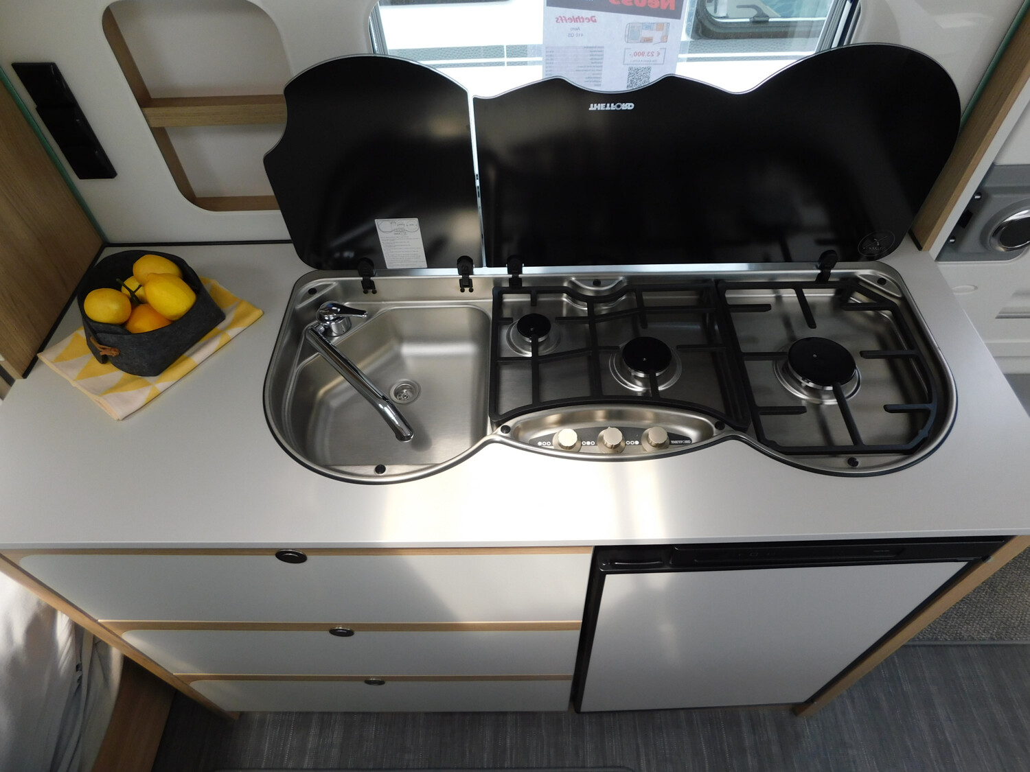 Dethleffs Aero 410 QS Auflastung, Dusch und Touring Paket - Bild 11