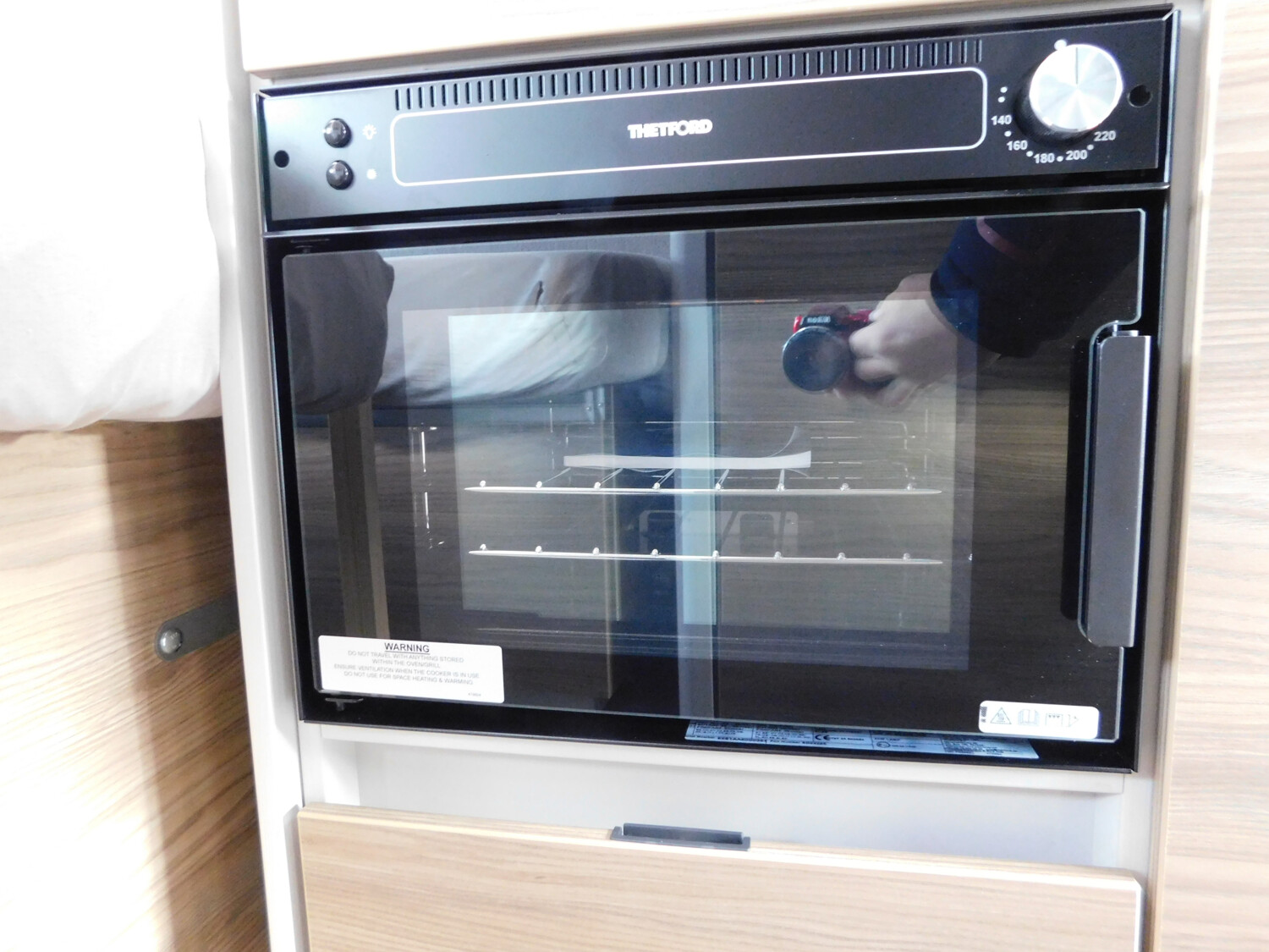Dethleffs Nomad 460 EL Backofen, ATC, Duo-Control - Bild 13