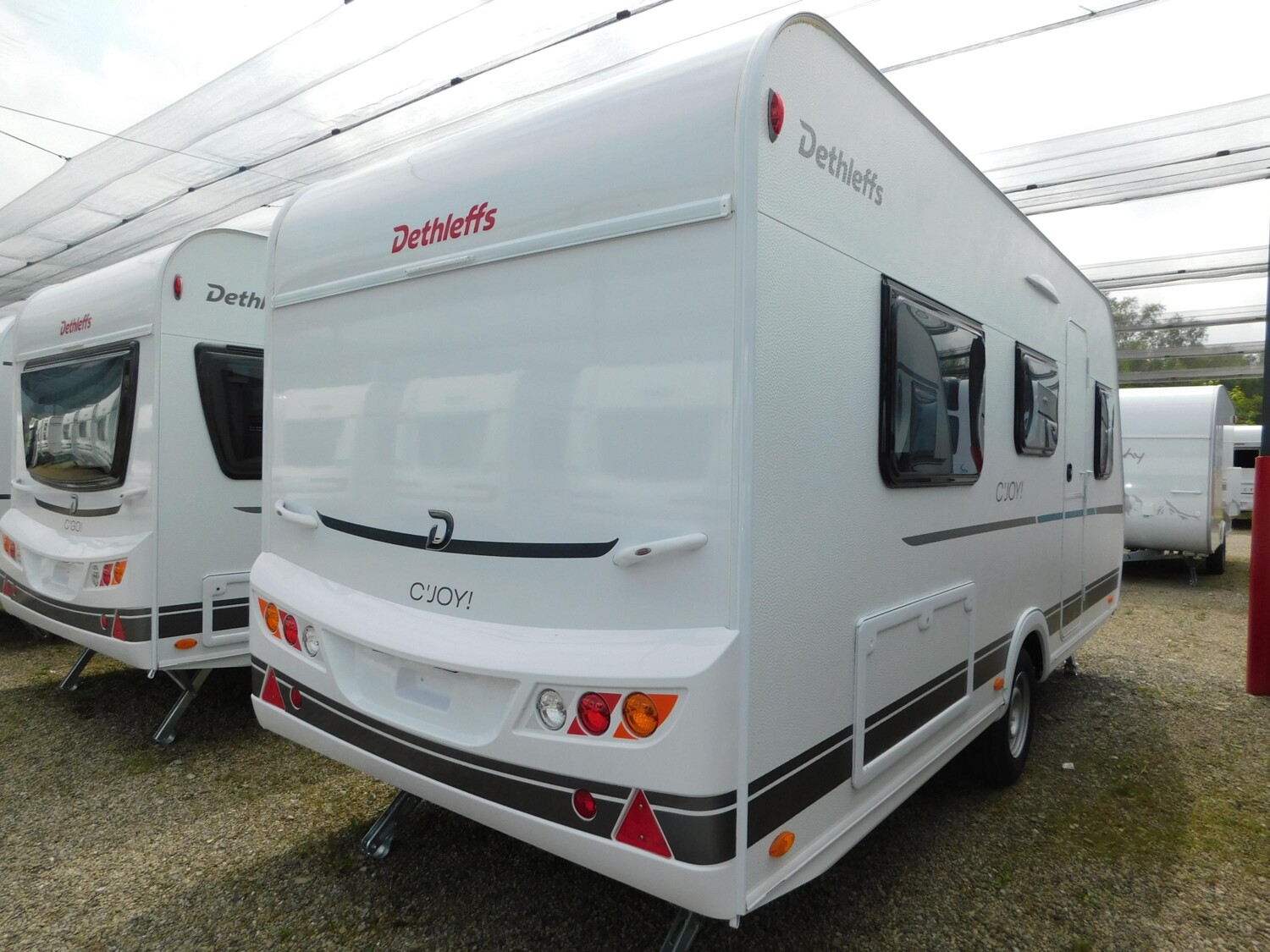 Dethleffs c-joy 460 LE zus. Stauklappe, Toilettenfenster - Bild 4