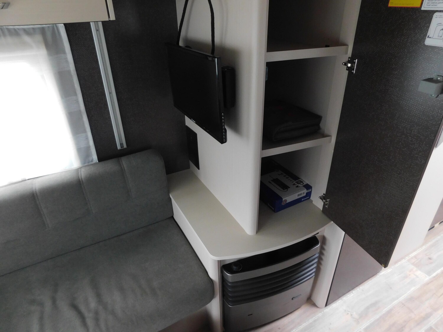 Dethleffs c-go 465 KR up Mover, Klima, TV - Bild 19