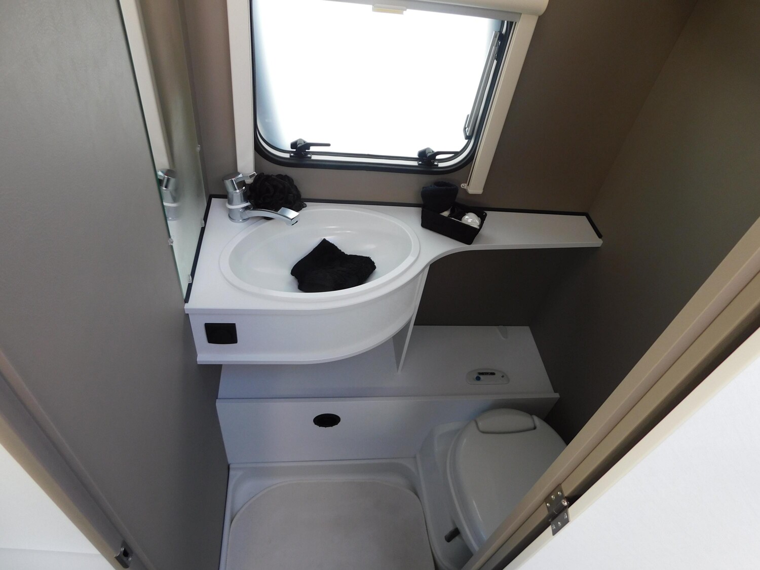 Dethleffs c-go 465 KR up ATC, Duo-COntrol, 6 Schlafplätze - Bild 11