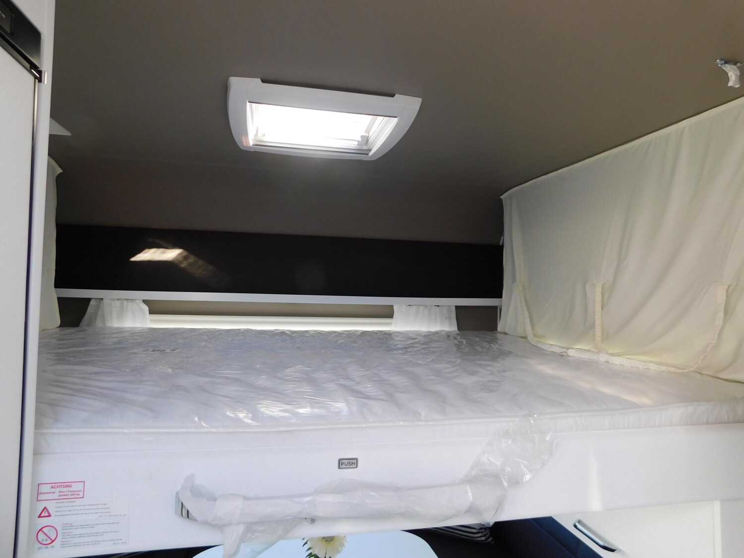 Dethleffs c-go 465 KR up ATC, Duo-COntrol, 6 Schlafplätze - Bild 12