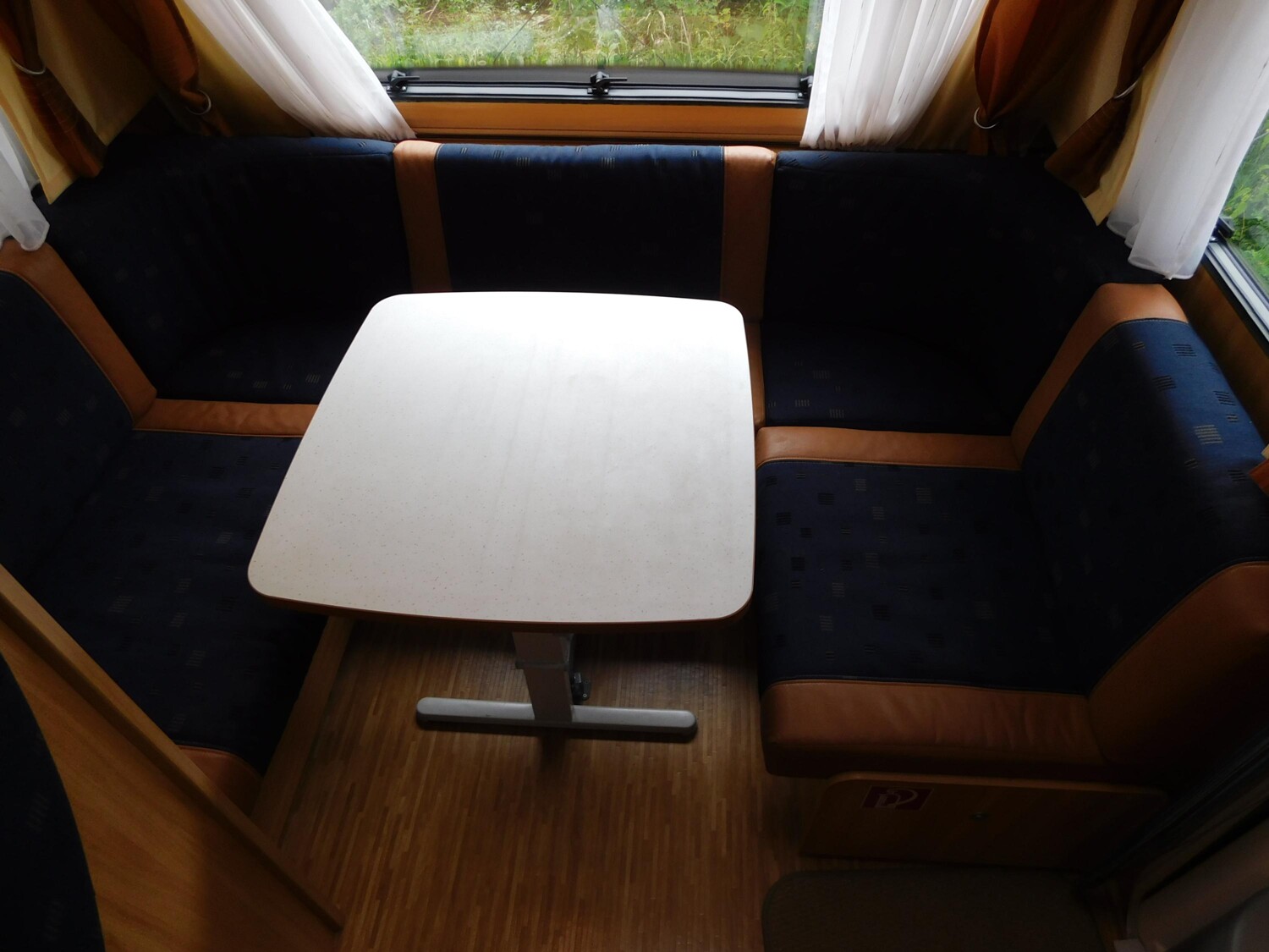 Dethleffs Camper 470 V Mover+Autark, aus 1. Hand - Bild 12