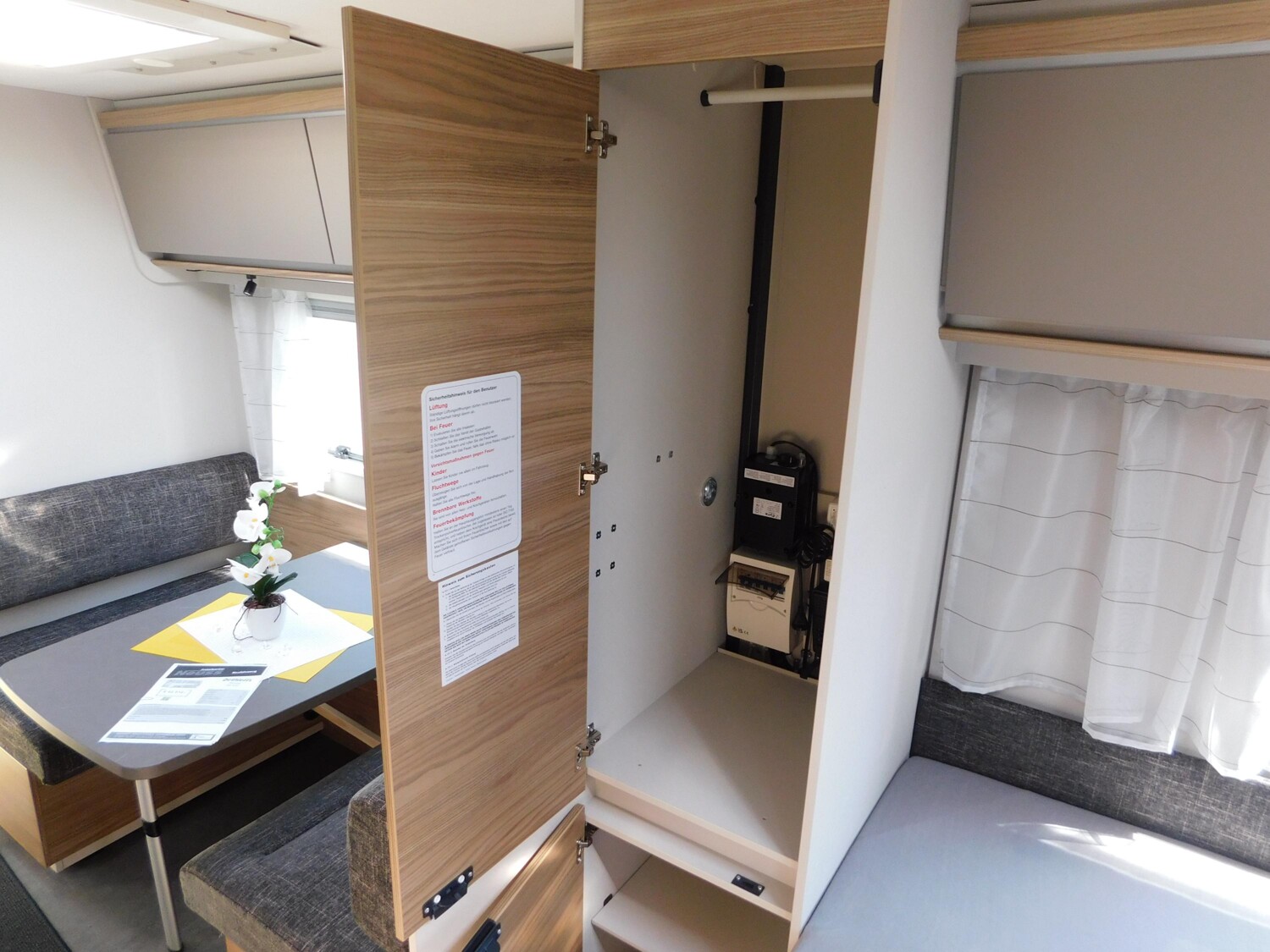 Dethleffs Nomad 490 EST First-Edition, ATC, Duo-Control CS - Bild 12
