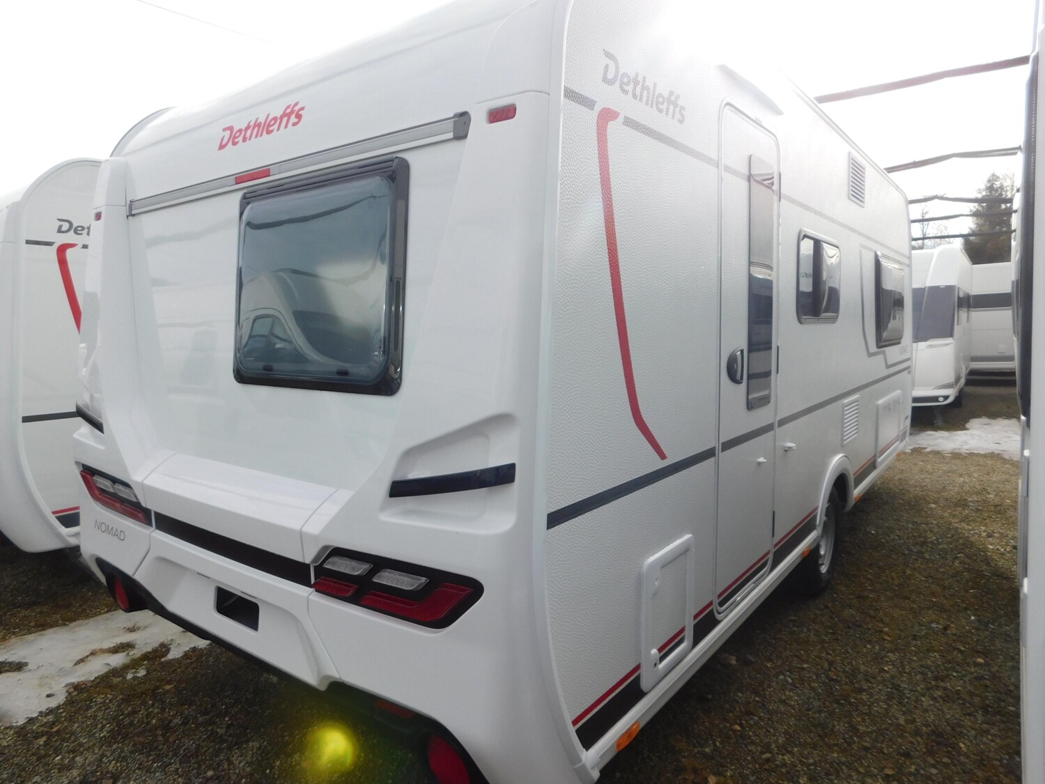 Dethleffs Nomad 490 EST ATC+Duo-Control+Bugfenster+1800g - Bild 3