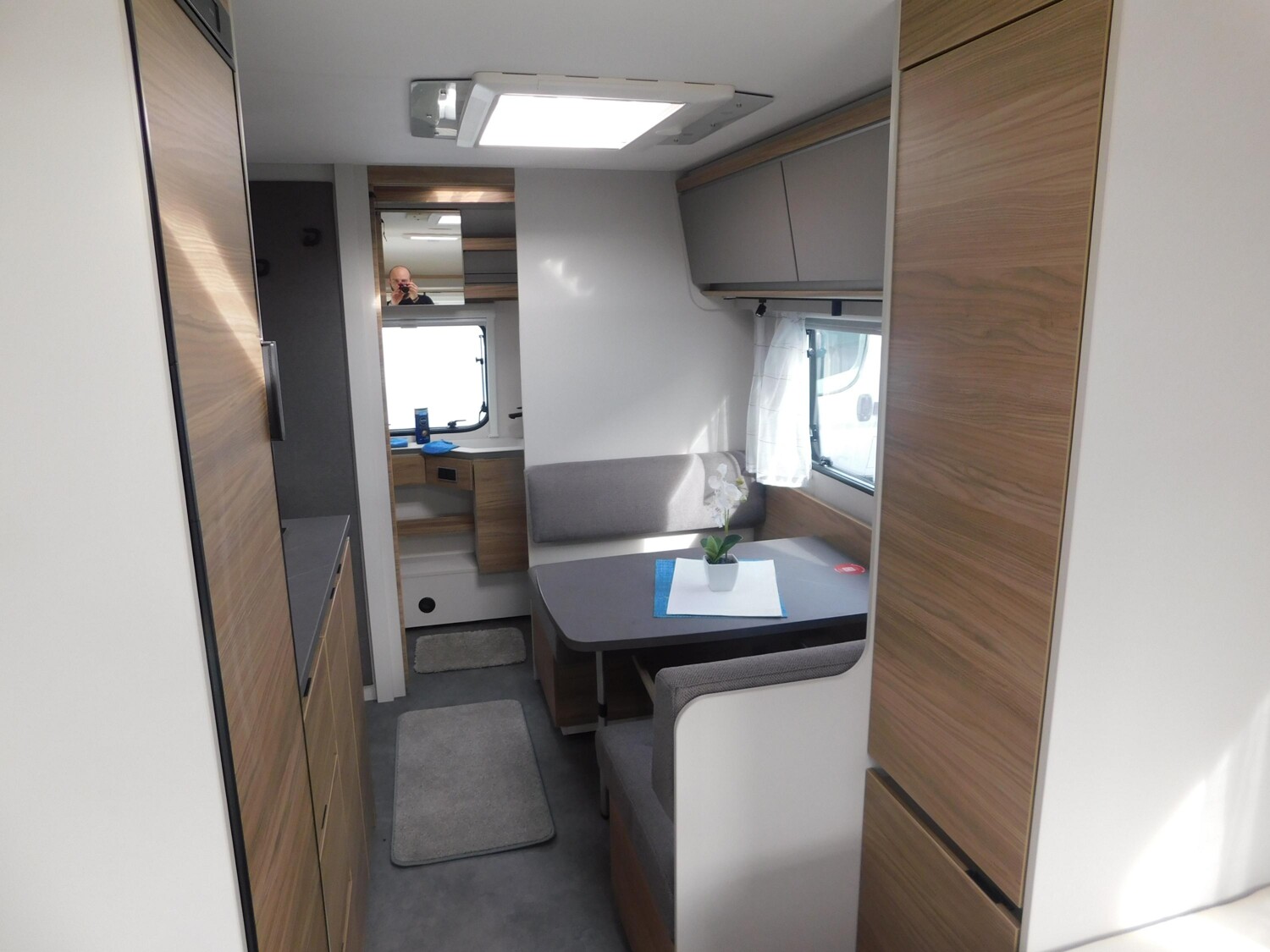 Dethleffs Nomad 490 EST ATC+Duo-Control+Bugfenster+1800g - Bild 7